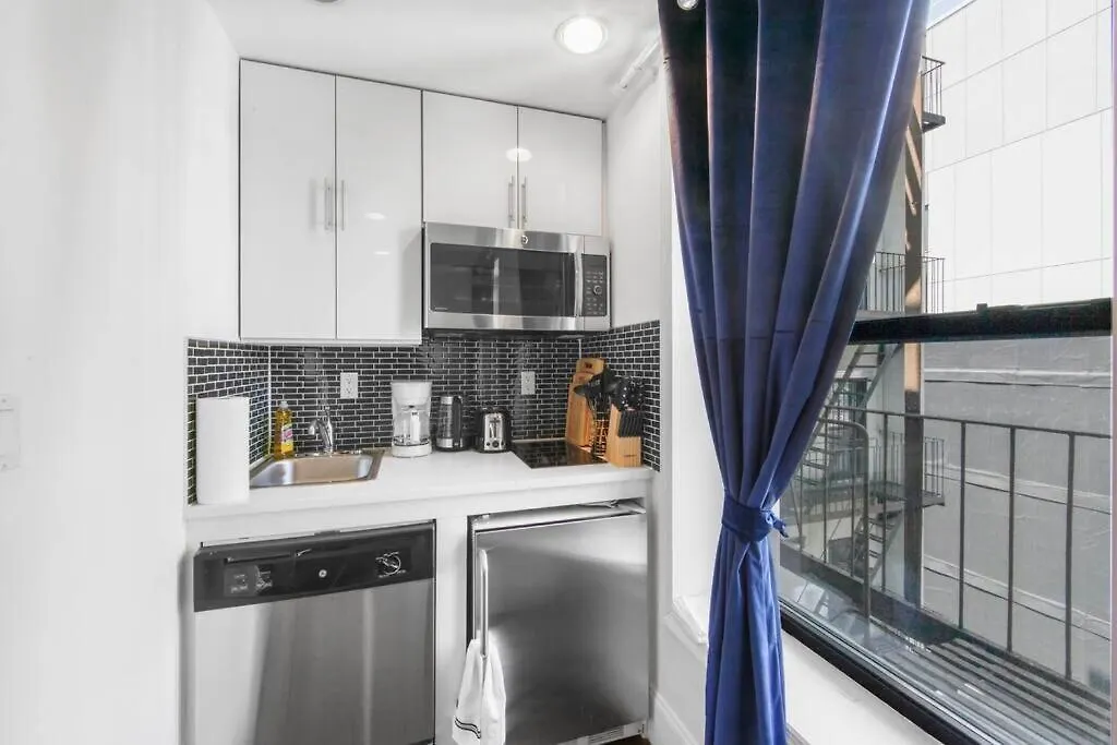 69-5B I Stylish Lower East Side 1Br Apt Brand New New York Apartment